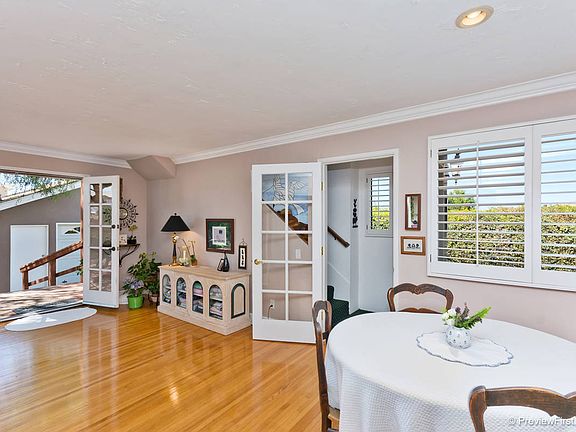 4th image of 6745-47 Thomson Ct
