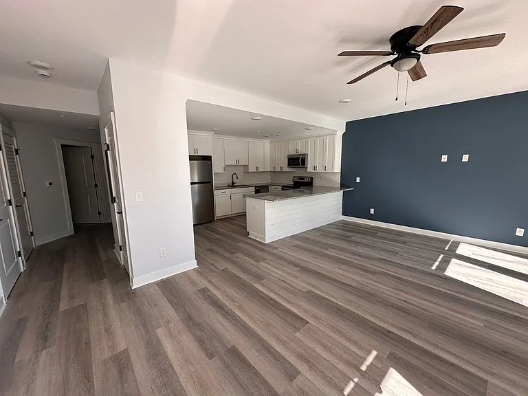 1426 Navaho Trl — Photo 4