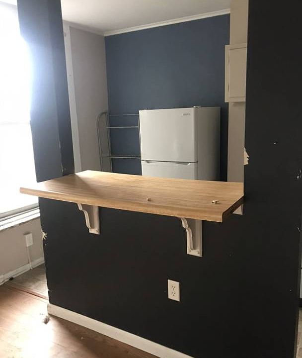 1st image of 81 Columbia St Floor 8-3