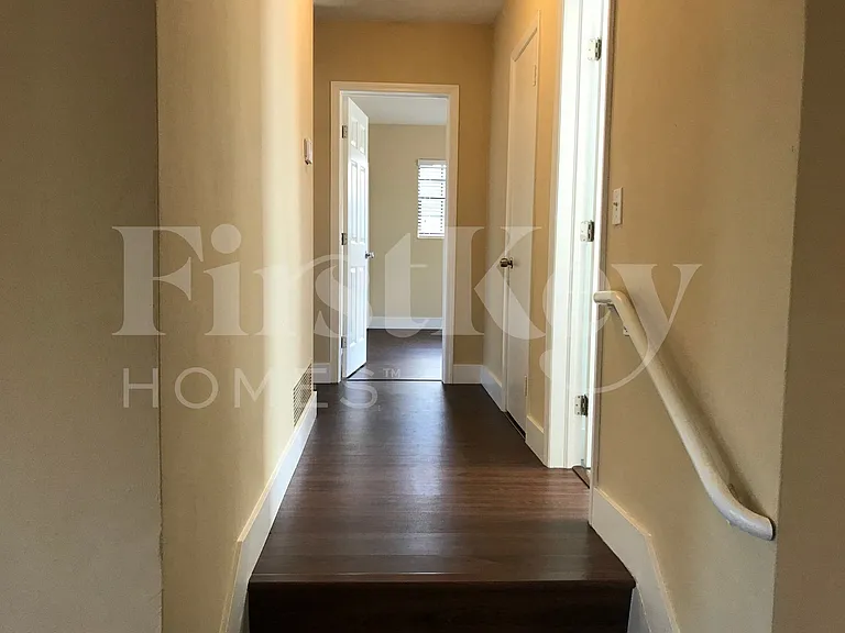 1420 NW 176th Ter — Photo 15