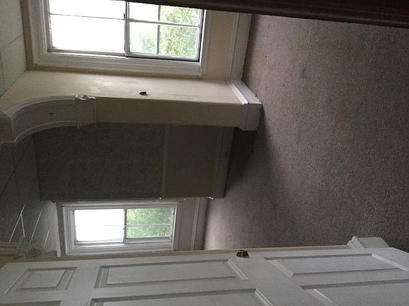 entrance to living room