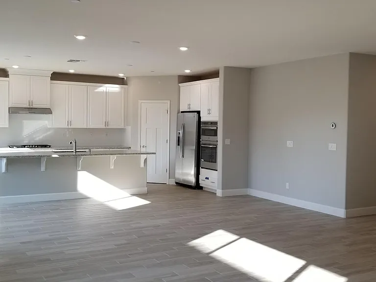 1918 Patriot Way #A — Photo 5