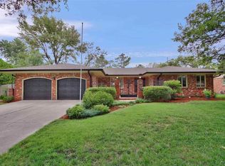 7417 E Huntington Ave, Wichita, KS 67206