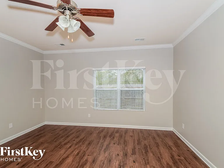 5029 Bella Ct — Photo 2