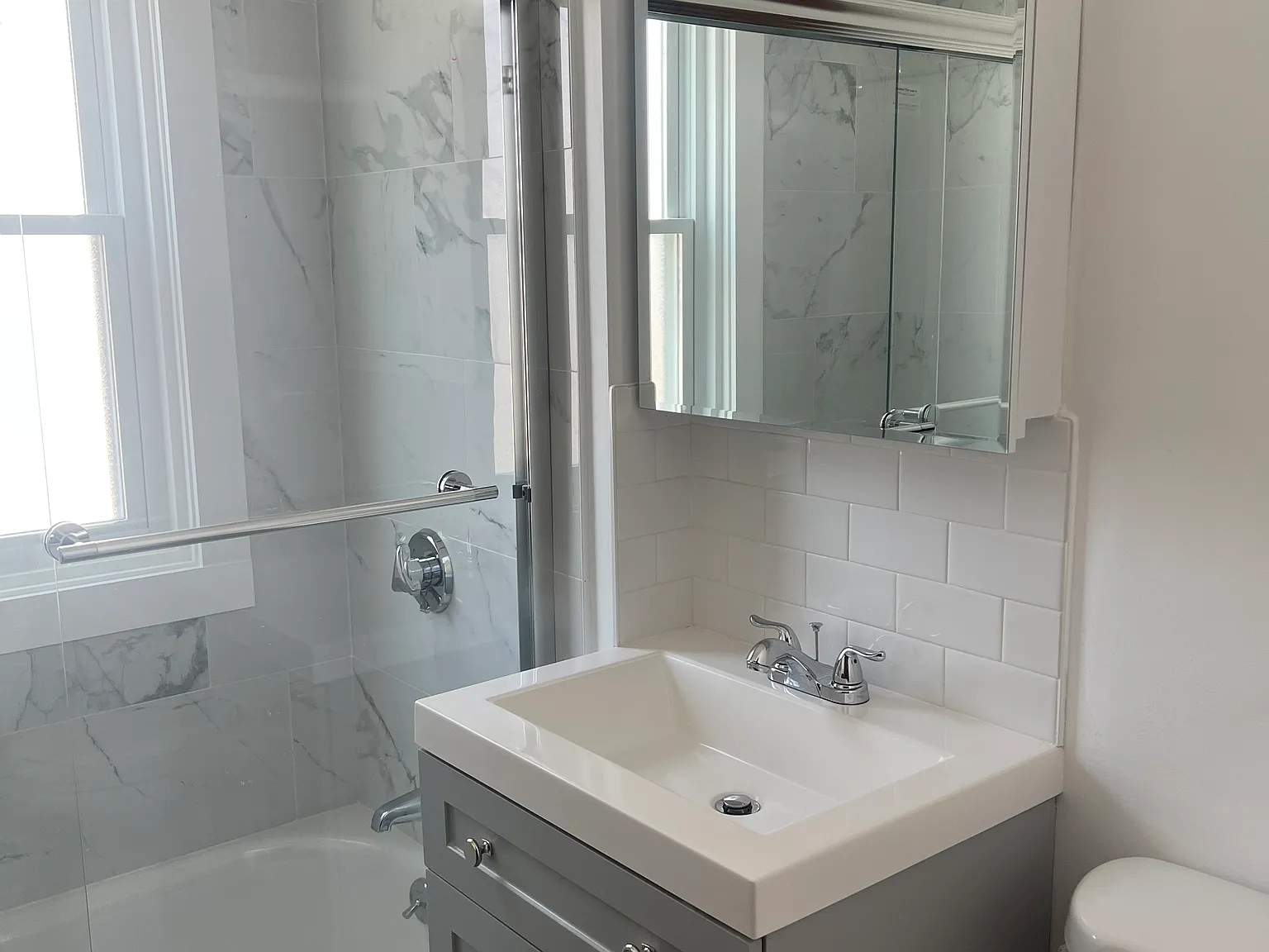 3 bed, 1300 sqft, $1,950 — Photo 3