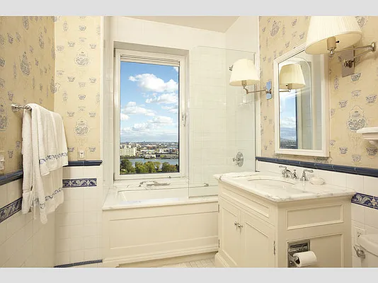 Sold by Stribling | media 2