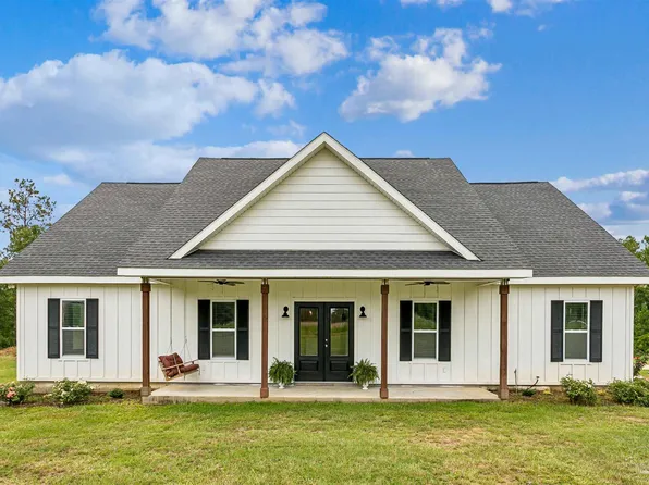 3697 Highway 168, Century, FL 32535