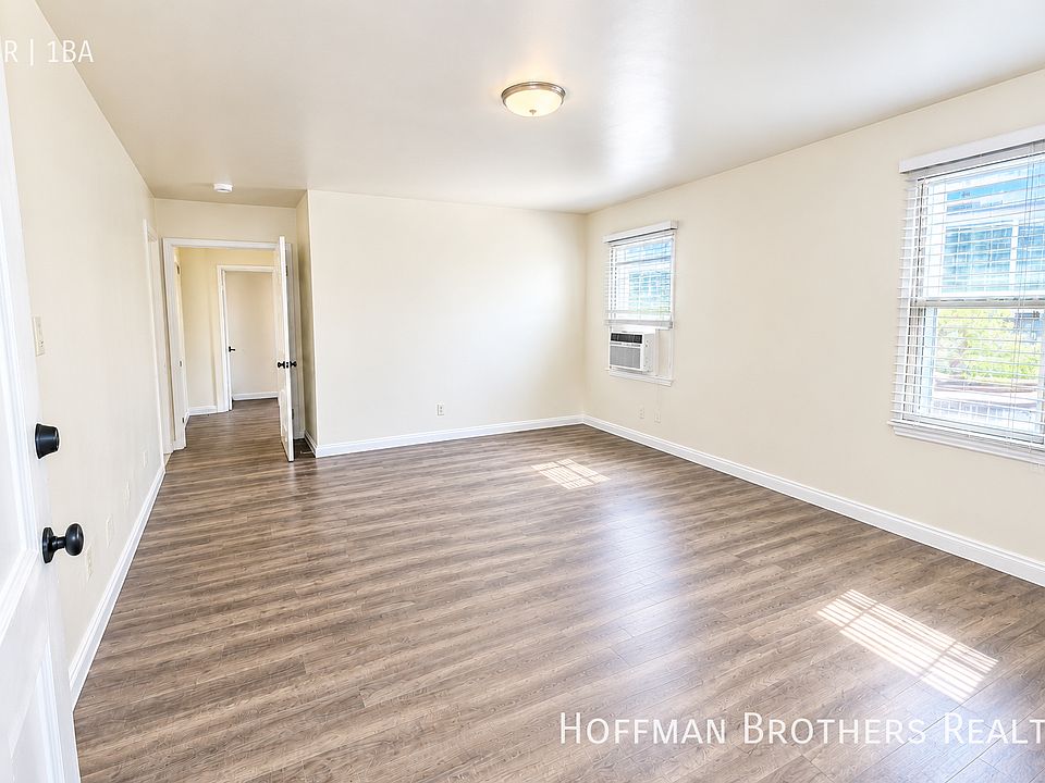 1st image of 14161 Friar St #1