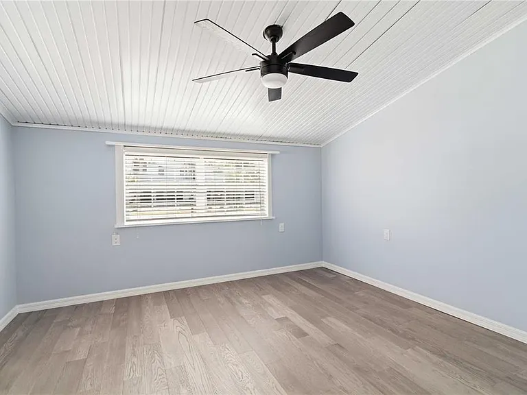 607 Manatee Ave — Photo 21