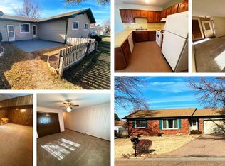 912 W 11th St, Larned, KS 67550