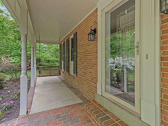 4th image of 4329 Mount Vernon Memorial Hwy