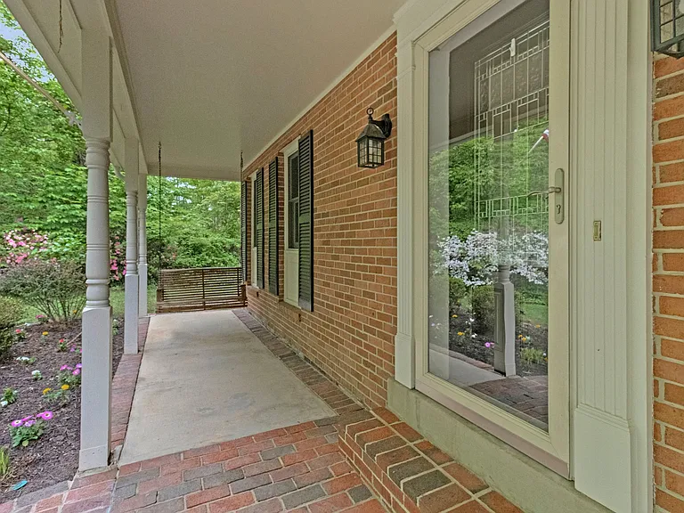 4329 Mount Vernon Memorial Hwy — Photo 4