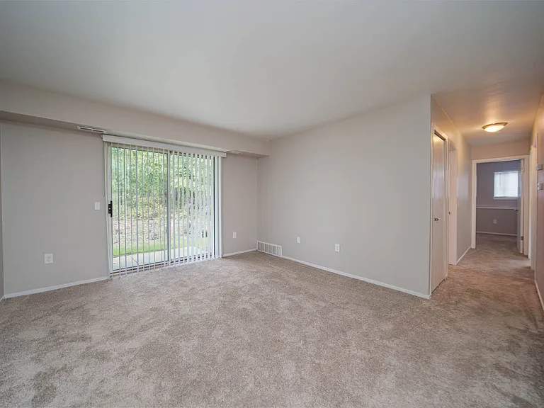 Greyberry Apartments — Photo 9