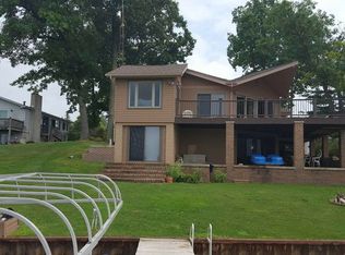 104 Donald Dr, Brooklyn, MI 49230