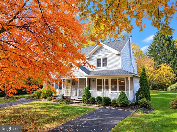 21 Sandy Ridge Dr, Doylestown, PA 18901