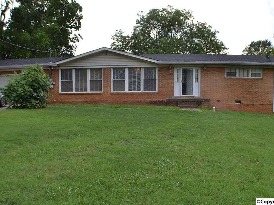 1.18 Acres inside Huntsville neighborhood.  A rare Gem.