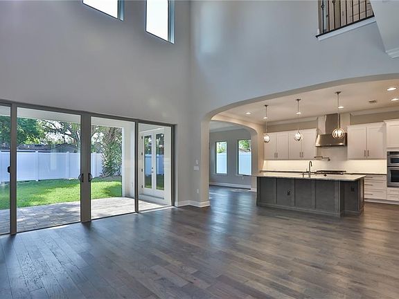 2nd image of 4104 W Corona St
