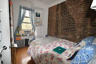 Rented by Universal Realty Group