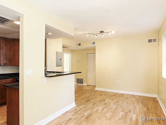 Kitchen/Living Room