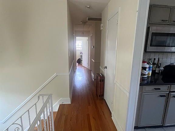 3rd image of 177 Truman Ter