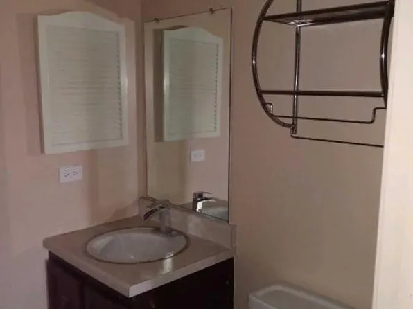14647 Greenwood Rd APT 409, Dolton, IL 60419