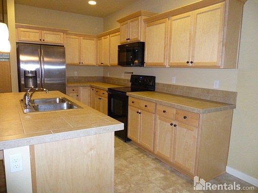 4th image of 2406 55th St SE