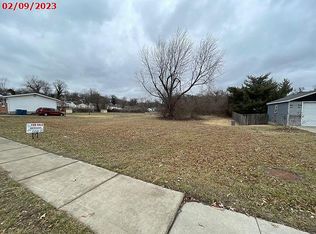 1009 Chambers Rd, Saint Louis, MO 63135