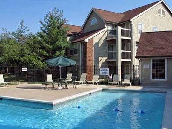 Sparkling Pool