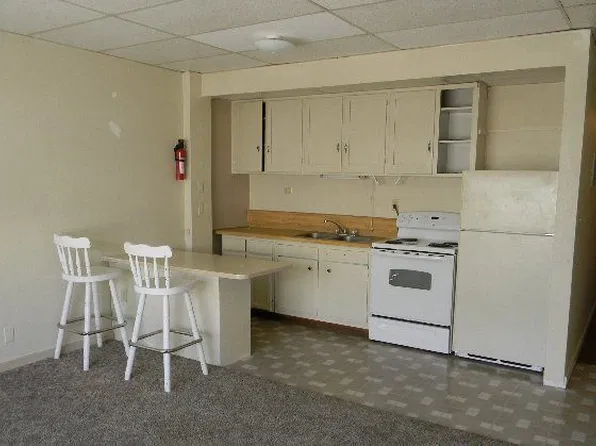 138 E Flaming Gorge Way, Green River, WY