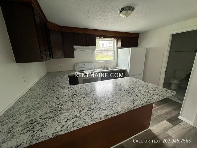 2 bed, 800 sqft, $1,800 — Photo 4