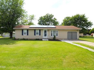 19 N Fargo St, Oregon, OH 43616