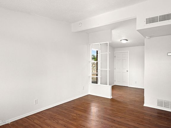 5th image of 5713 Edinburg Dr