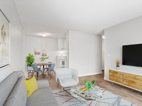 615 Hall Ave #302
