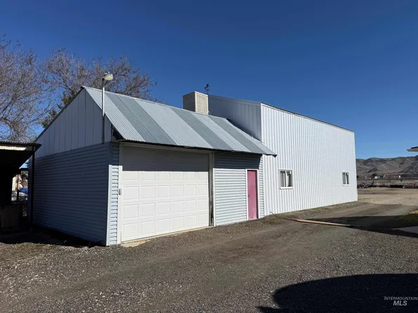1010 S Moffatt Ave, Emmett, ID 83617
