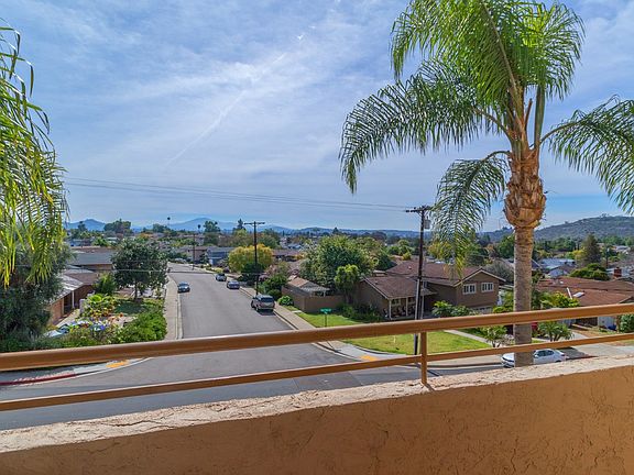 5th image of 6960 Hyde Park Dr Unit 15