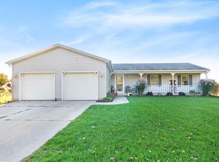 1936 Vining Rd, Greenville, MI 48838