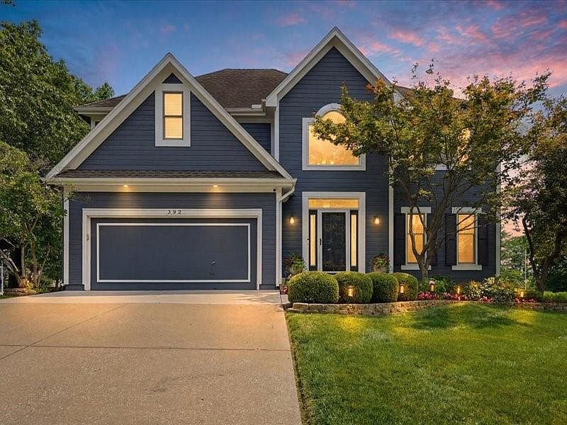 1st image of 232 SW Winterpark Cir