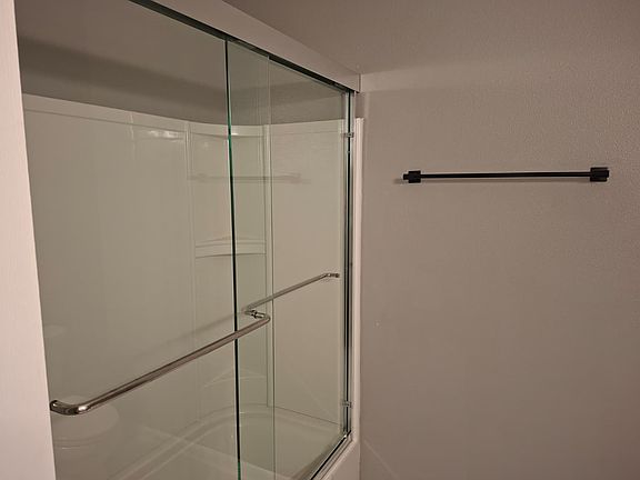 4th image of 6916 Ortega Woods Dr Unit 3