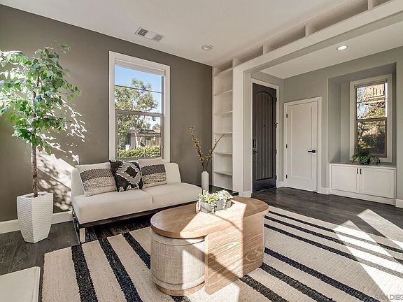4th image of 8278 Katherine Claire Ln