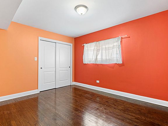 5th image of 1019 S 13th Ave