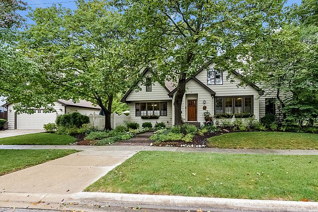 1st image of 3840 Clausen Ave