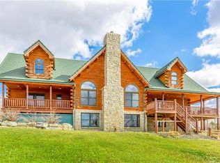 9015 Southpoint Dr, Richmond, MO 64085