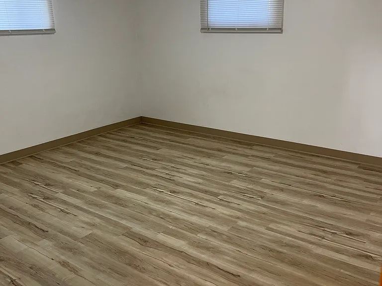 319 Briggs Ave — Photo 24