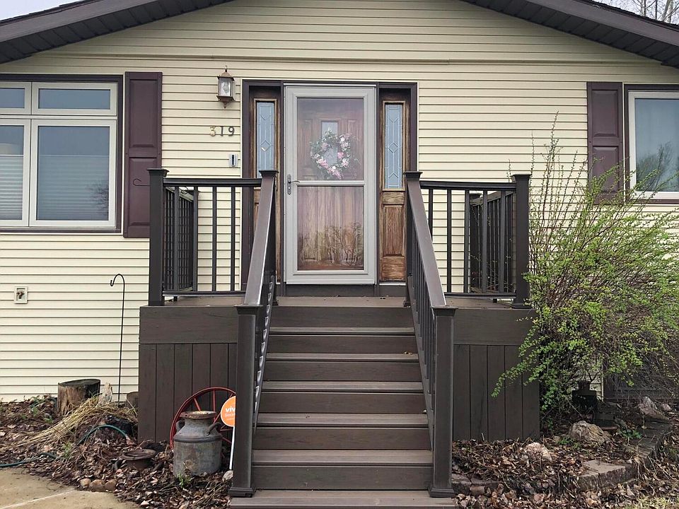 1st image of 319 Tabor Dr NW