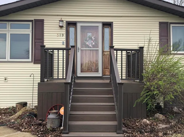 319 Tabor Dr NW, Killdeer, ND 58640