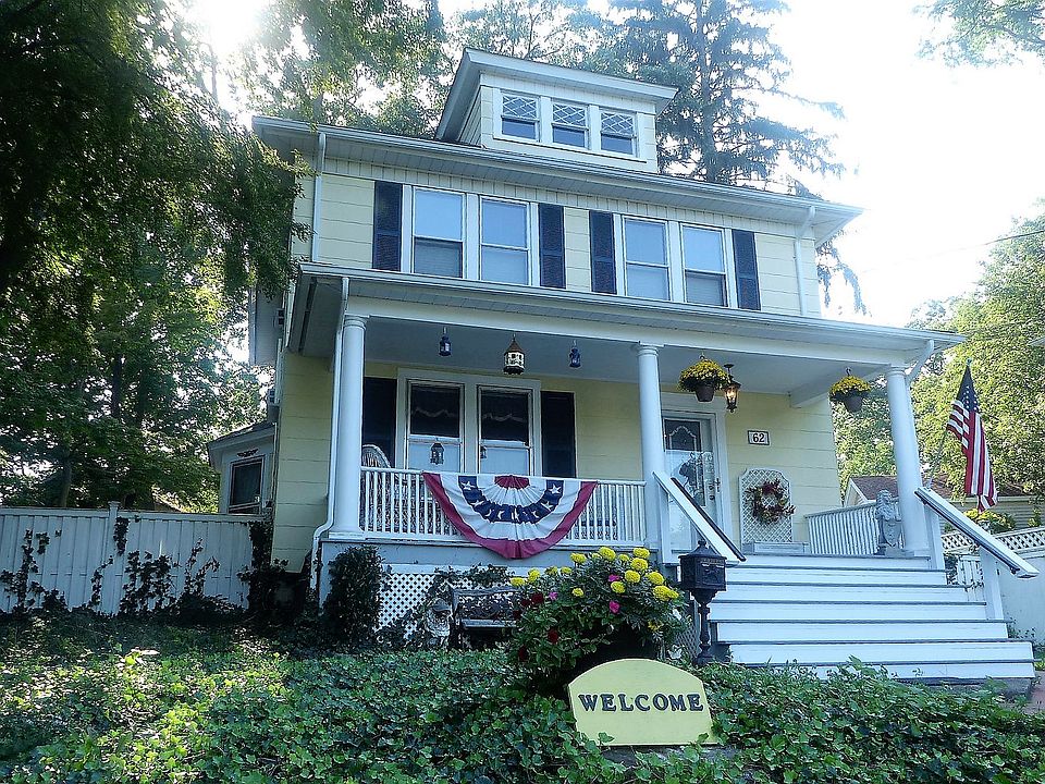 Welcome to 62 Crescent Drive