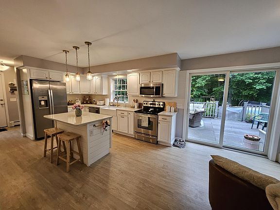 2nd image of 58 Briarwood Drive