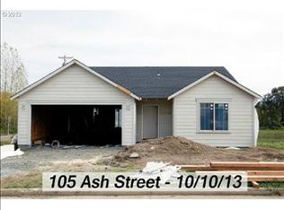 105 S Ash St, Yamhill, OR