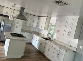 930 Hanson Ln, Ramona, CA 92065