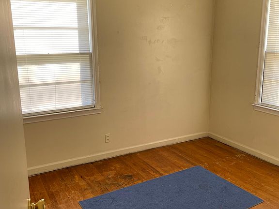 4th image of 6948 E Newton Pl